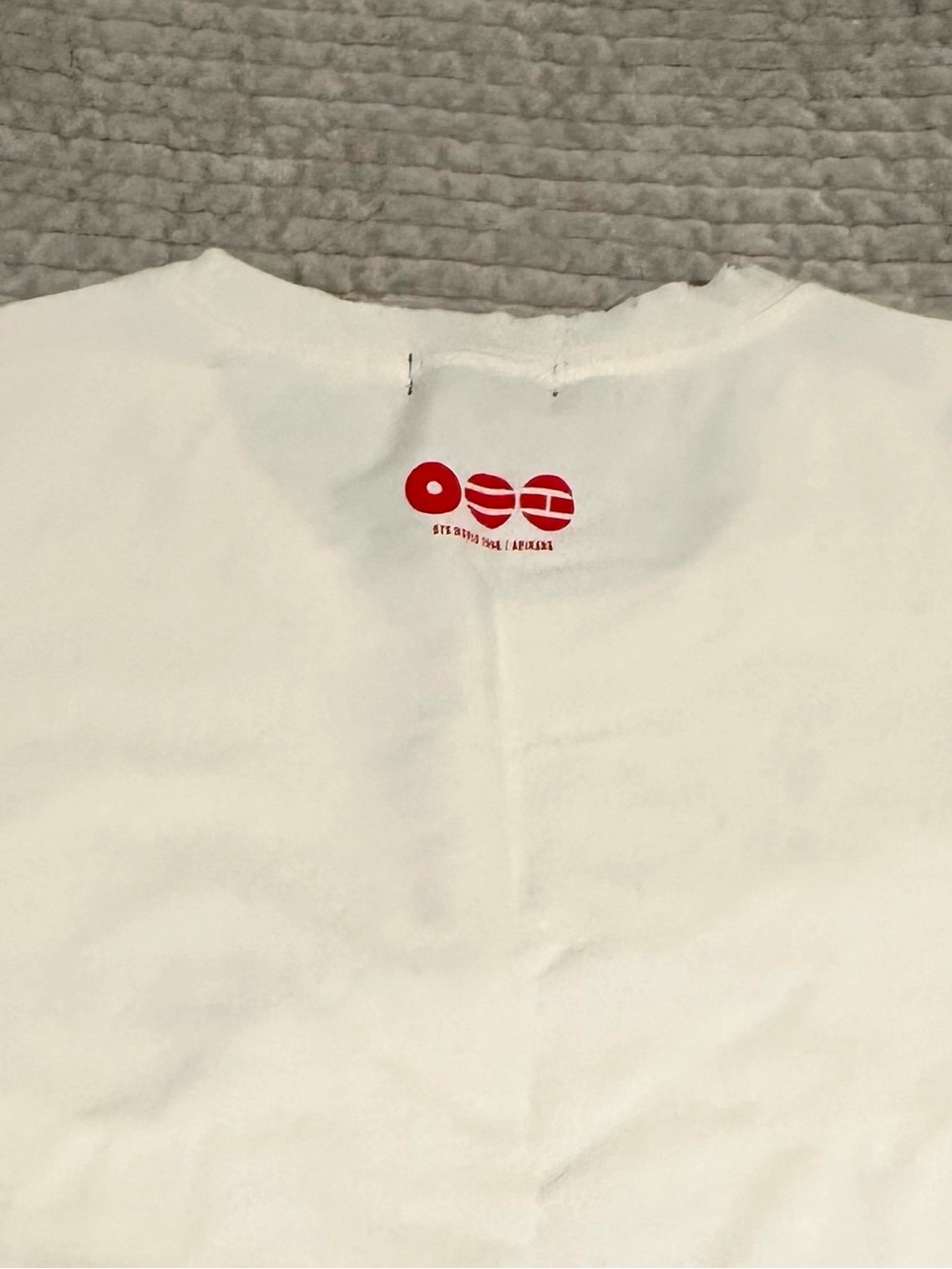 BTS World Tour Arirang official merch White Graphic Tee - Picture 3 of 3